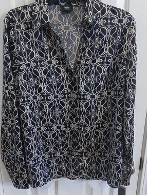 Mossimo Women's Black And White Geo Print Button-Front Blouse